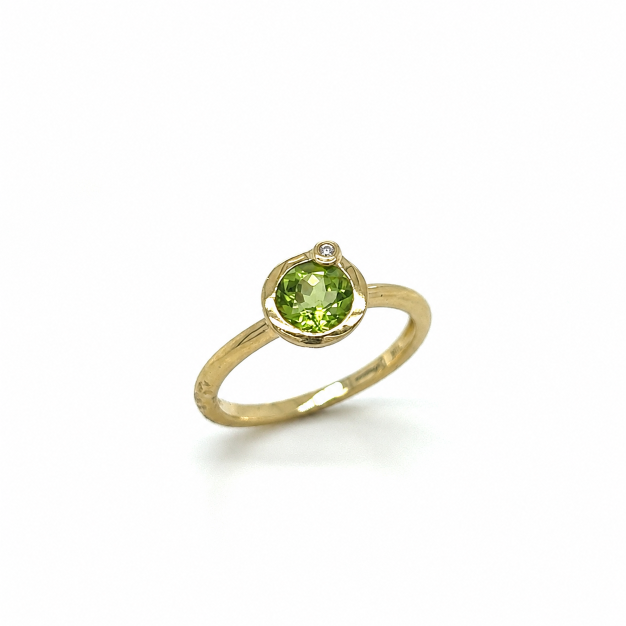 14KT Yellow Gold Diamond and Peridot Ring